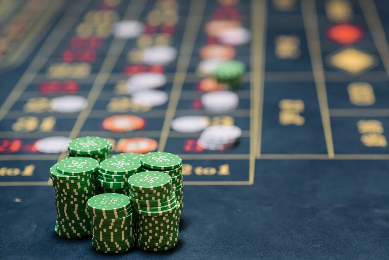 Làm sao để cập nhật xu hướng và chơi game an toàn hơn?